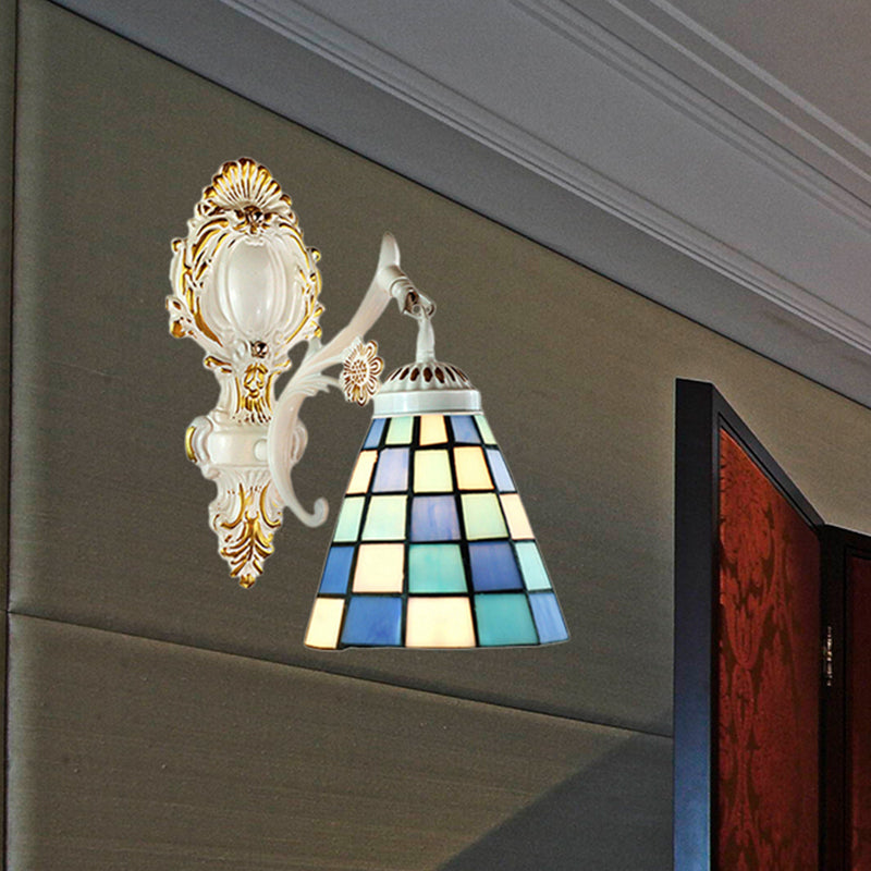 Tiffany Stained Glass Wall Sconce Lamp: Bell Shade 1-Light White