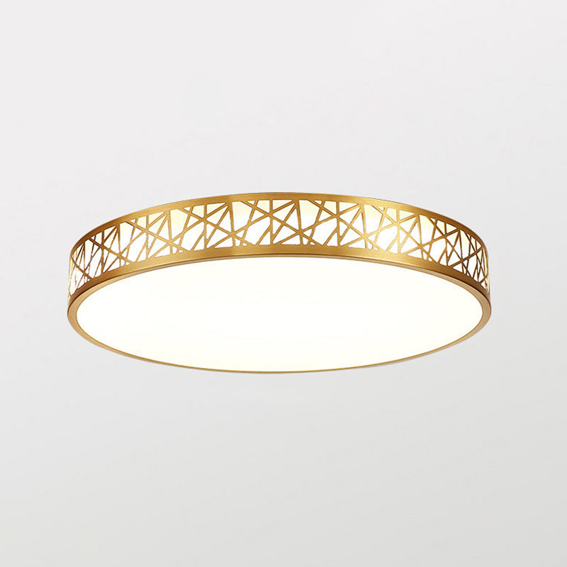 Minimalist Brass Ceiling Light With Geometric Design And Led Flushmount / 19.5’ Round