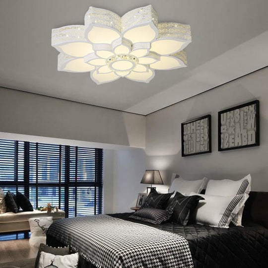 Lotus Crystal Flush Mount Light Fixture - White 23.5’/29.5’/35.5’ W Led Ceiling In Warm/White
