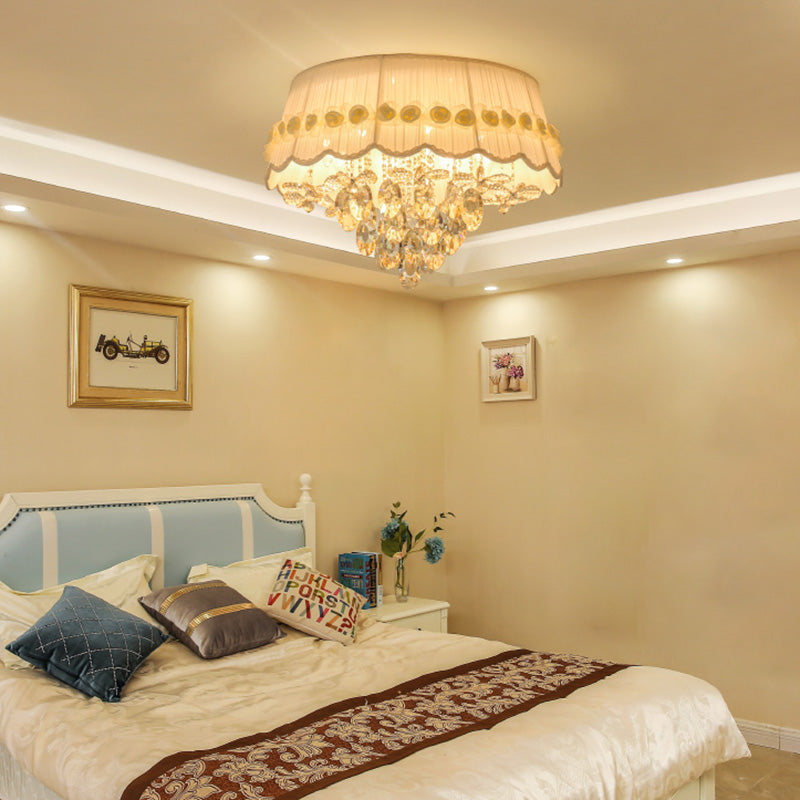Simple Style White Scalloped Flush Mount Light With Crystal Drops (6/8 Heads)