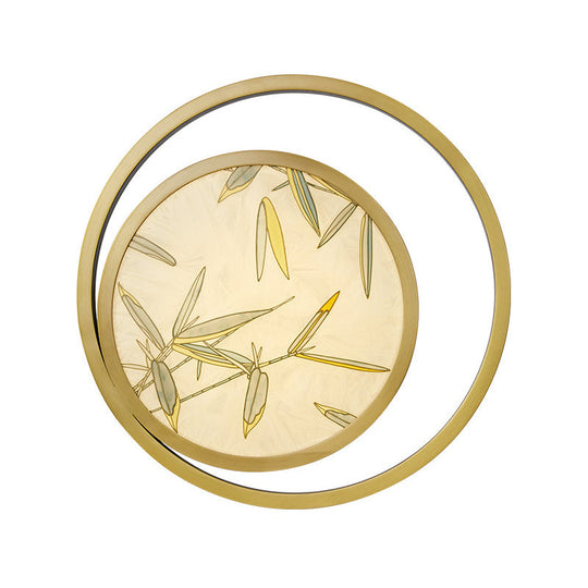 Tea House Leaf Pattern Wall Sconce In Traditional Brass Finish