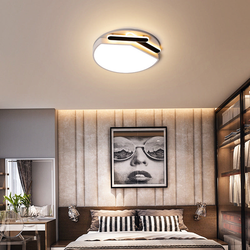 Contemporary Round Metal Ceiling Mounted Fixture: Gold/Black & White Led Light (16.5’/20.5’) -