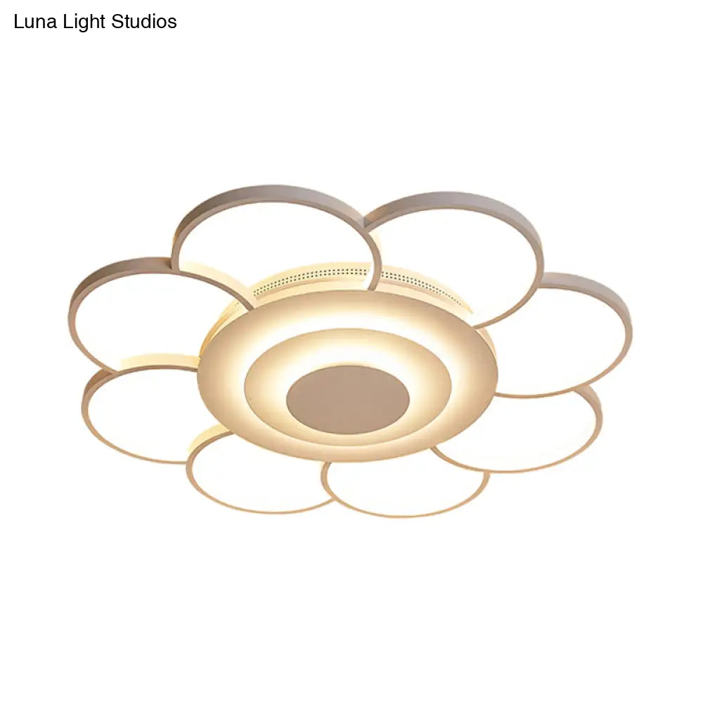 31.5’/39’ Flower Flushmount Acrylic Led White Ceiling Light In Warm/White/Natural - Simple & Wide