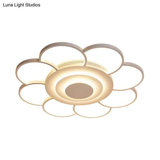 31.5’/39’ Flower Flushmount Acrylic Led White Ceiling Light In Warm/White/Natural - Simple & Wide