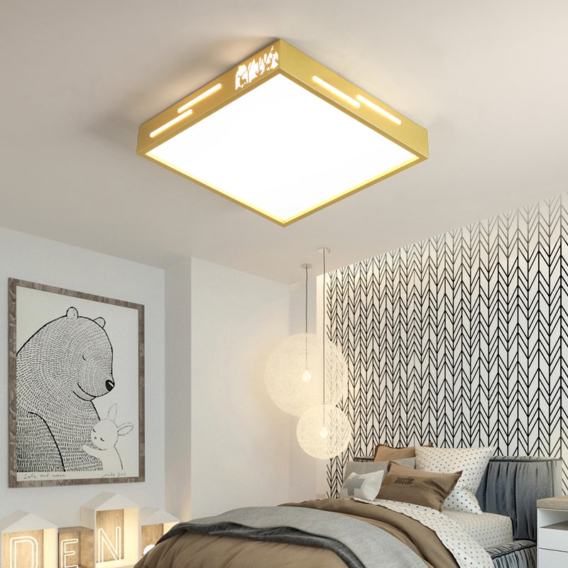 Contemporary Golden Led Ceiling Lamp With Acrylic Diffuser In White/Warm Light - Flush Mount Metal