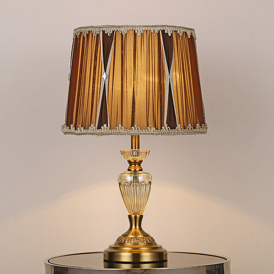 Hand-Cut Crystal Nightstand Lamp: Modern Urn-Shaped Task Lighting In Brown