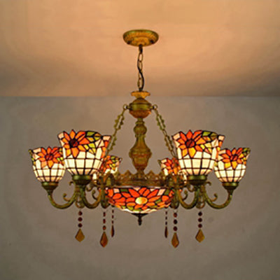 Superbe lustre inversé avec vitrail Tiffany, 7 lampes en cristal et motif de tournesol coloré en laiton