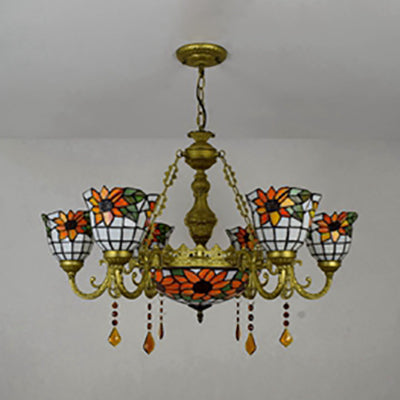 Superbe lustre inversé avec vitrail Tiffany, 7 lampes en cristal et motif de tournesol coloré en laiton