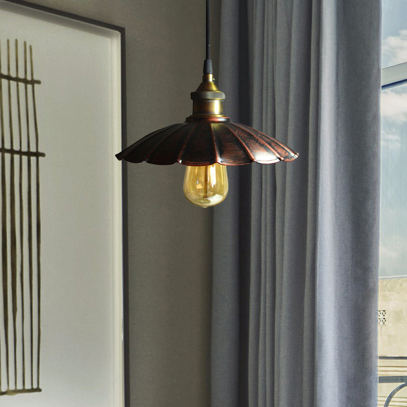 Antique Style Scalloped Iron Pendant Light For Living Room With 1 Copper Hanging