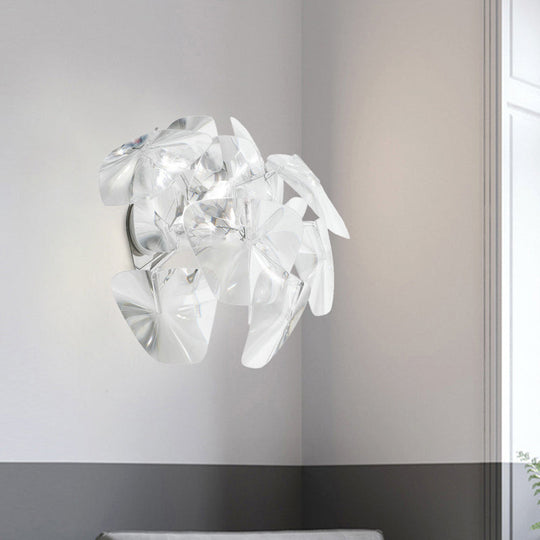 Contemporary Acrylic Single Head Wall Mount Sconce Light Fixture For Restaurants - Clear