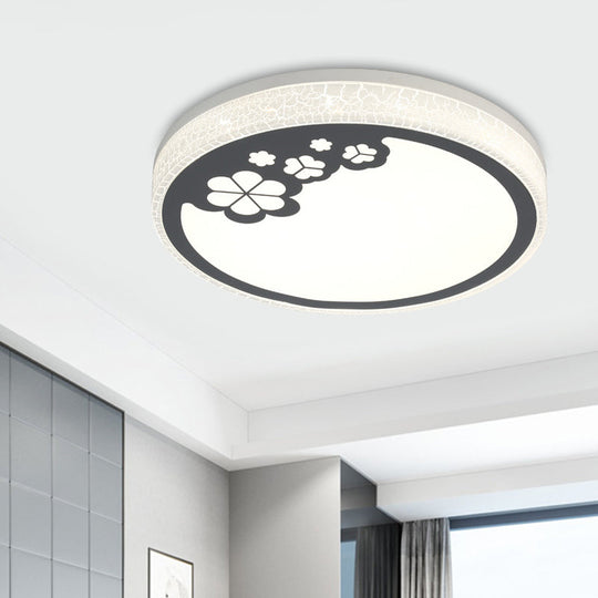 Leaf Pattern Modernist Round Led Flushmount Light In White & Black For Bedroom Black-White