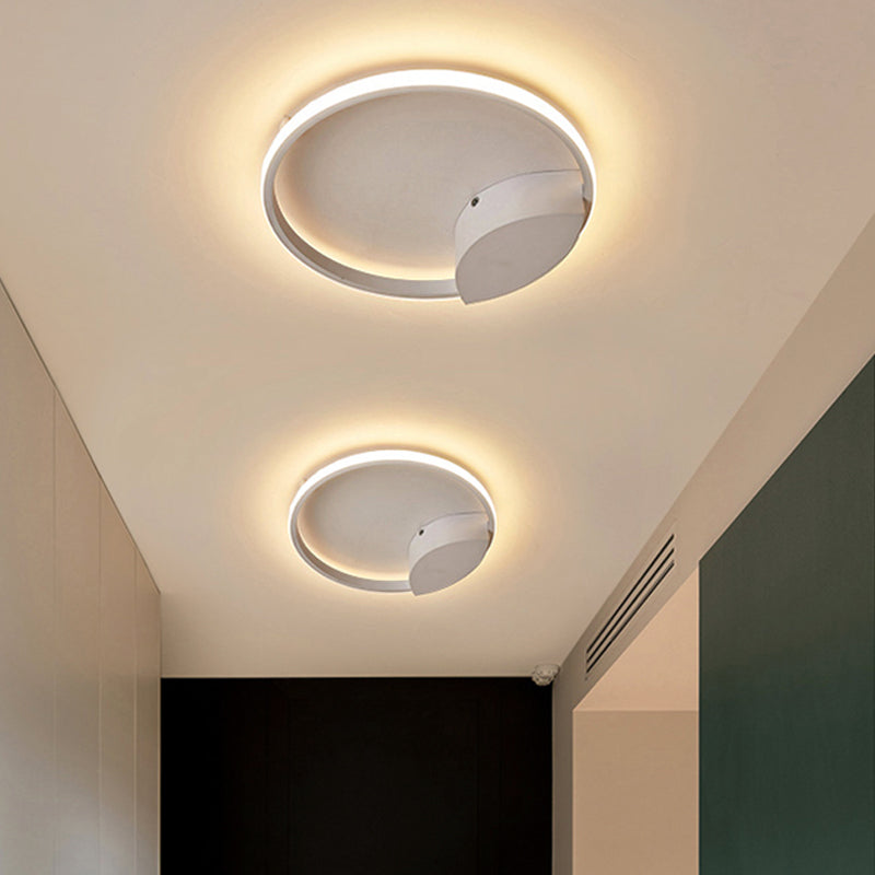 White Light Circular Flush Mount Led Ceiling Fixture (14’/19’/21.5’) For Hallways And Corridors
