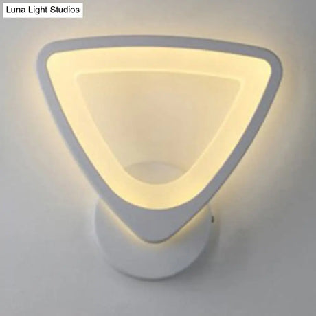 Acrylic Led Wall Sconce Light In Triangle Oval And Teardrop Shapes - Warm Or White