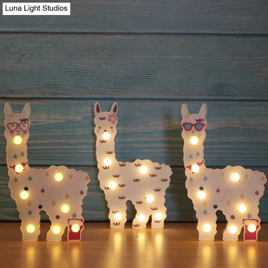 Alpaca Led Wall Night Lamp For Girls Room - Battery Operated And Contemporary Design