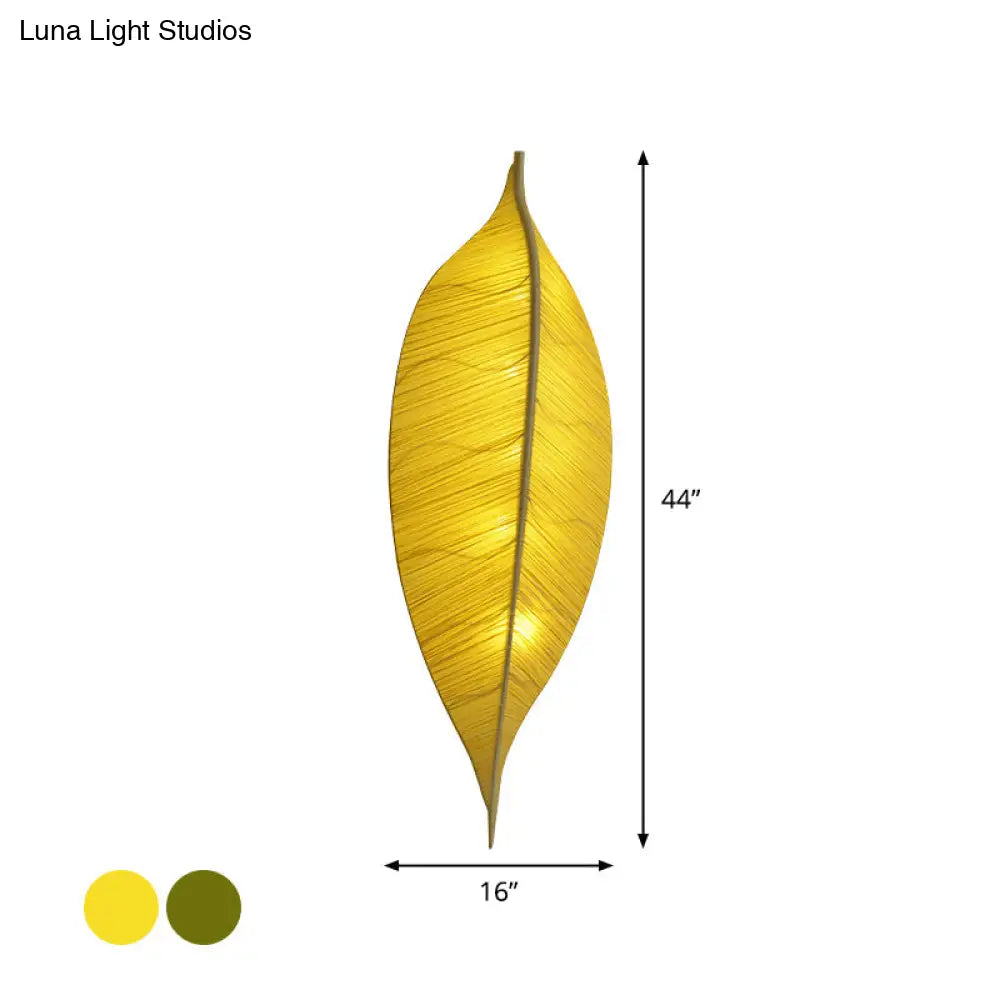 Art Deco Fabric Wall Sconce: Leaf Shaped 3-Bulb Bedside Lamp In Yellow/Green