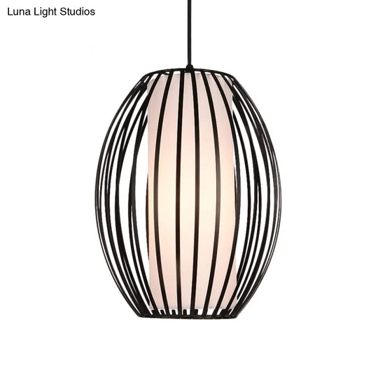 Black Single-Light Oval Iron Pendant Ceiling Light - Simplicity Meets Style