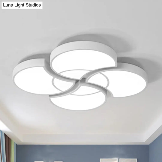 Blossom Girls Bedroom Ceiling Lamp - 4-Head Led Acrylic Mount Light White / 20.5 Warm