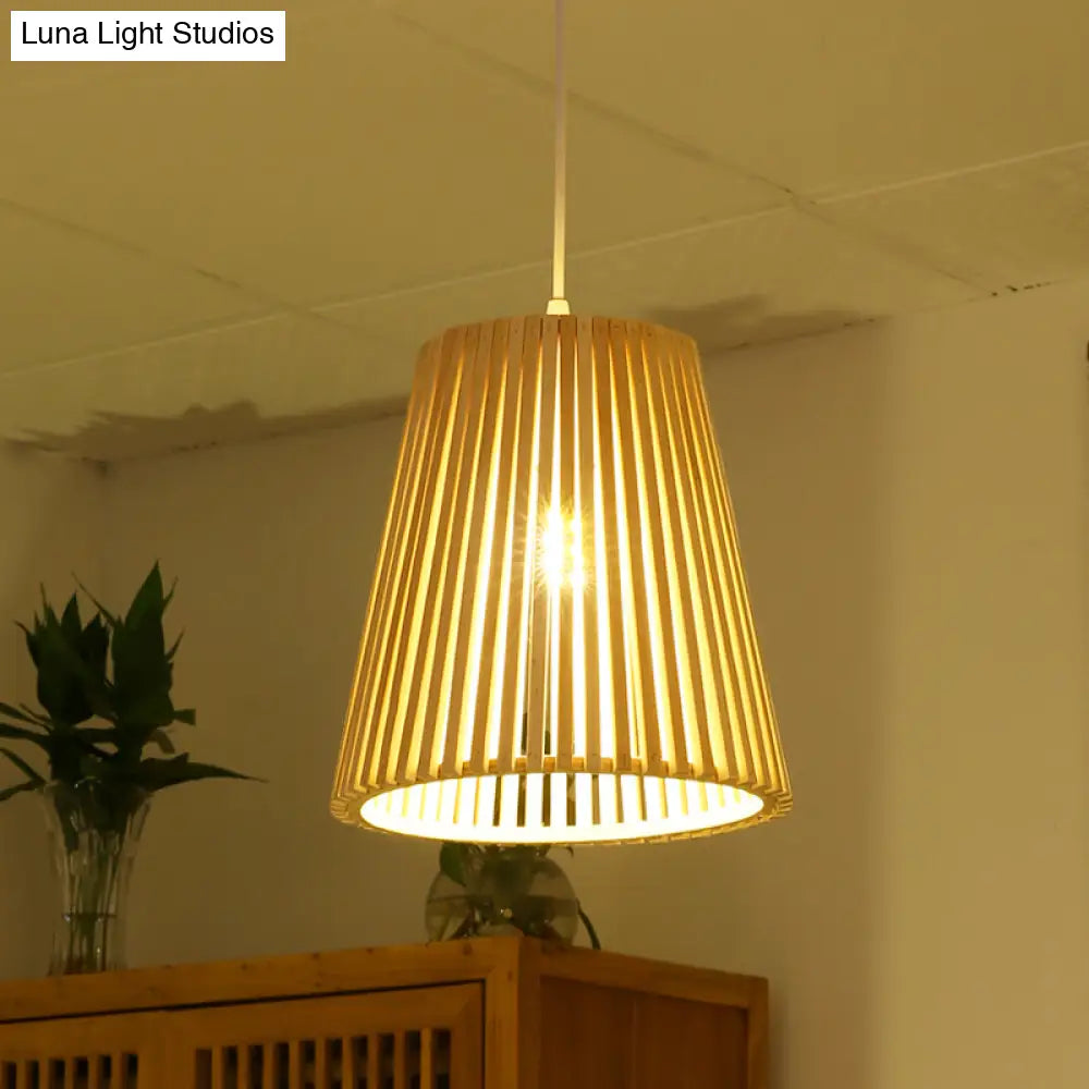 Chinese Pendant Lamp: Wood Ceiling Light With Bamboo Shade