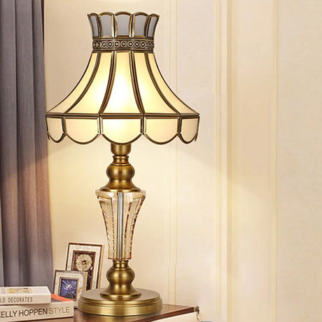 Classic Scalloped Night Table Lamp With Gold Finish And Crystal Accent