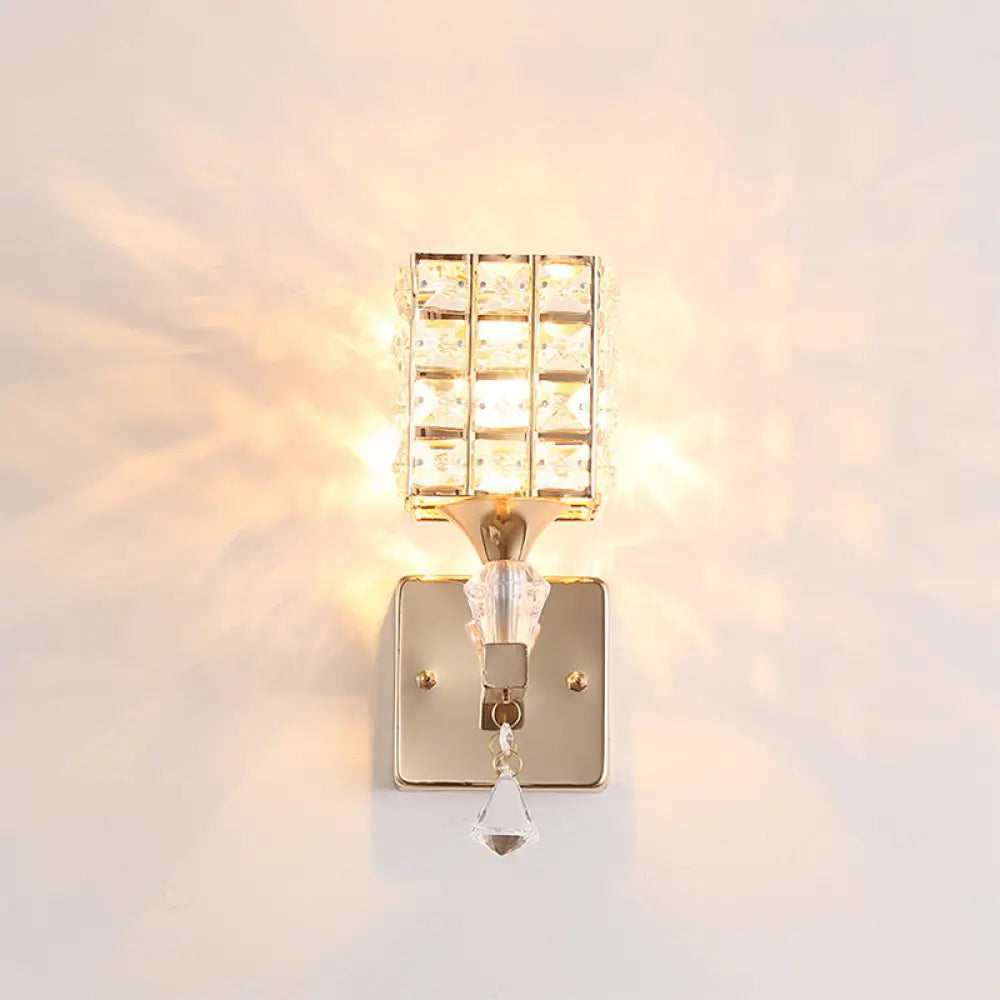 Clear Crystal And Metal Cubic Shade Wall Sconce: Modern Stylish 1 Light Fixture (Silver/Gold) For