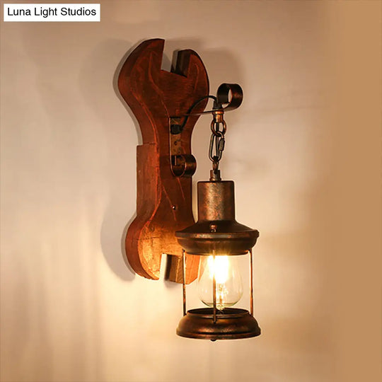 Coastal Clear Glass Lantern Sconce Light With Wooden Backplate - Rustic One-Light Fixture