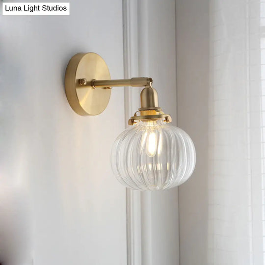 Colonial Wall Lamp With Clear/Cognac Prismatic Glass And Gold Finish