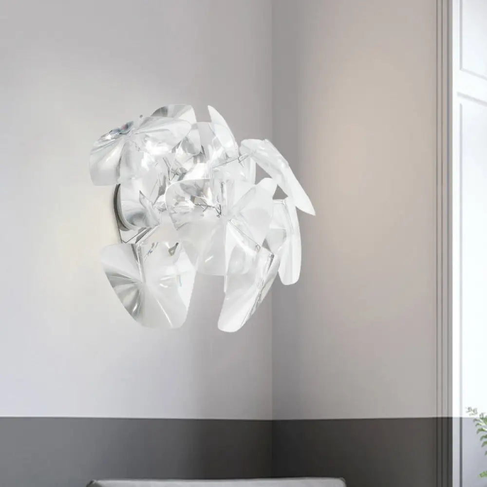 Contemporary Acrylic Single Head Wall Mount Sconce Light Fixture For Restaurants - Clear