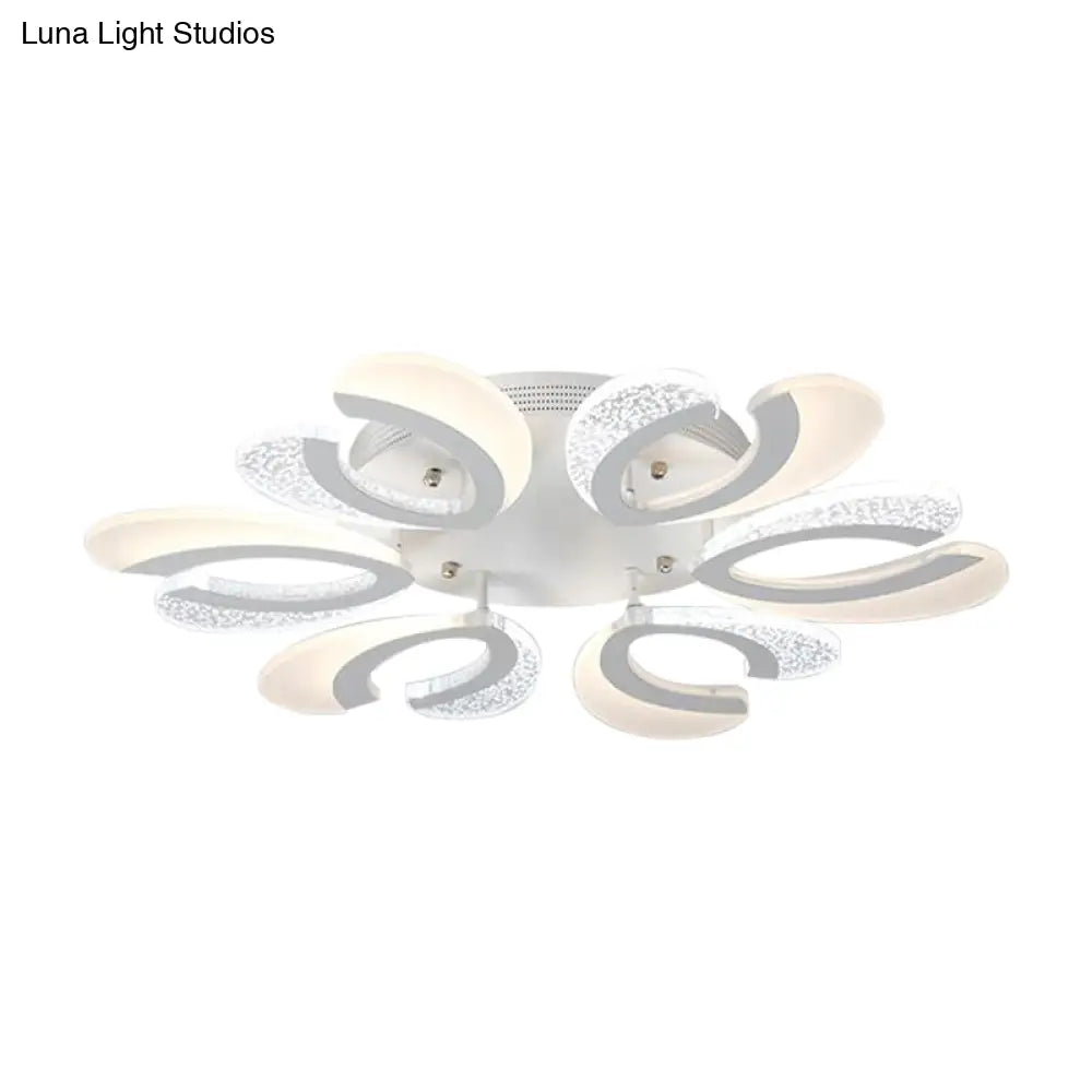 Contemporary Clear And White V - Shaped Flush Mount Led Light Fixture - Acrylic Ceiling With 4/6/9