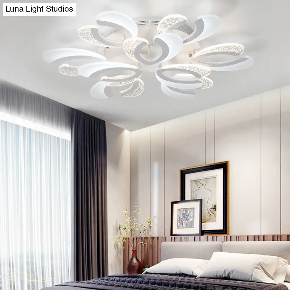 Contemporary Clear And White V - Shaped Flush Mount Led Light Fixture - Acrylic Ceiling With 4/6/9