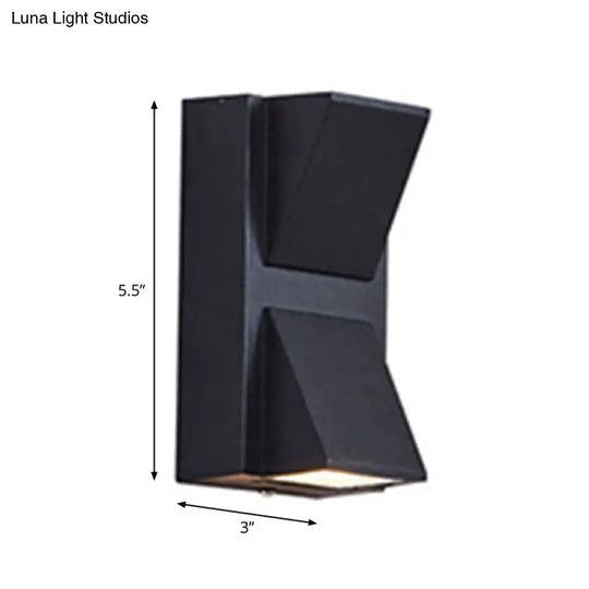 Contemporary Led Outdoor Wall Mount Sconce Light With Metal Shade - Black