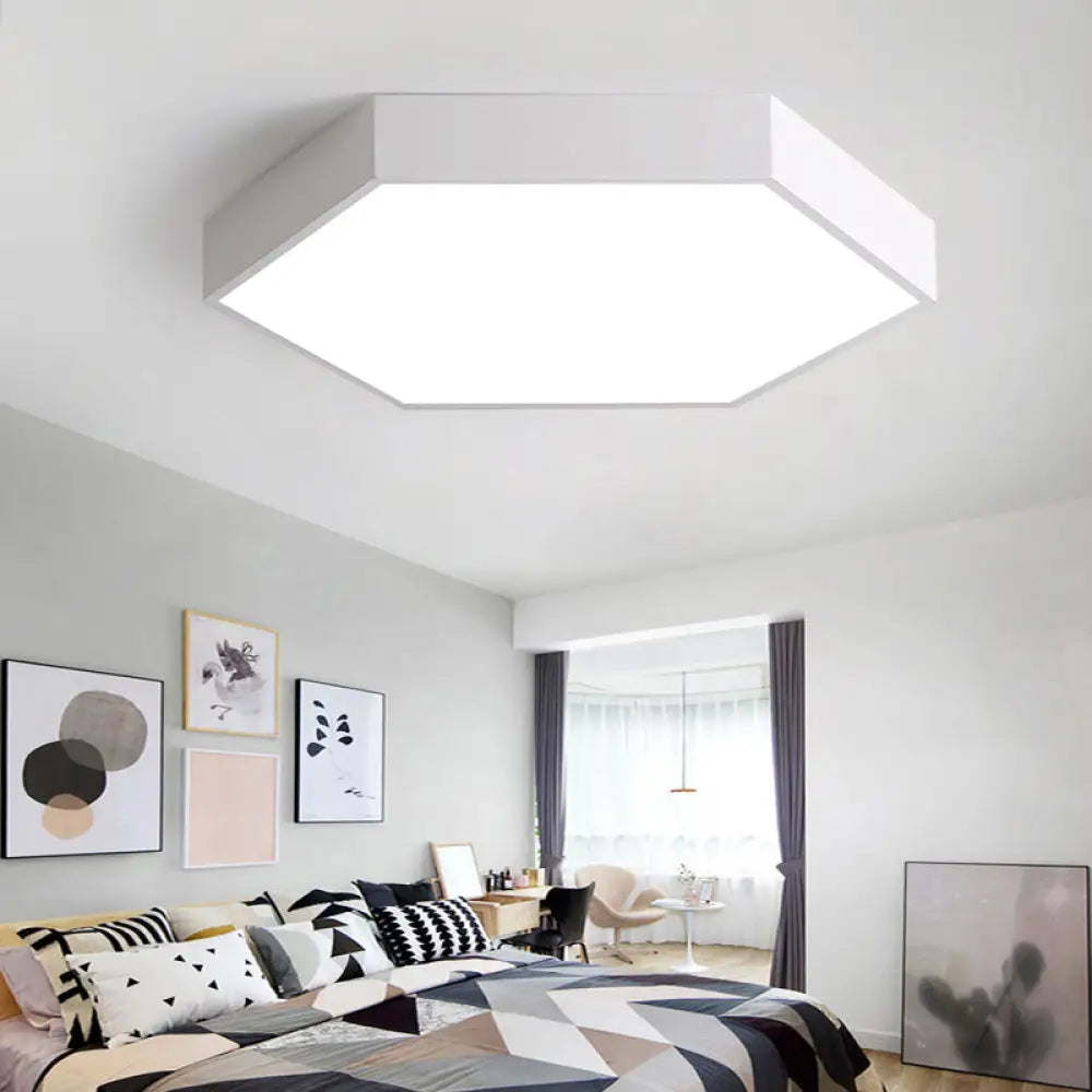 Contemporary Metal Honeycomb Led Flushmount Ceiling Light For Dining Room Silver / 12’