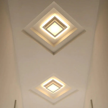 Contemporary Mini Round/Square Flush Mount Ceiling Light In Black/White With Metal Finish - Led