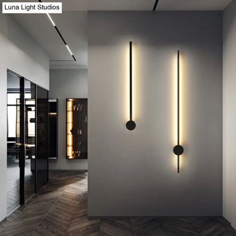Contemporary Slim Tube Sconce Led Wall Light Fixture For Living Room - Metal Design