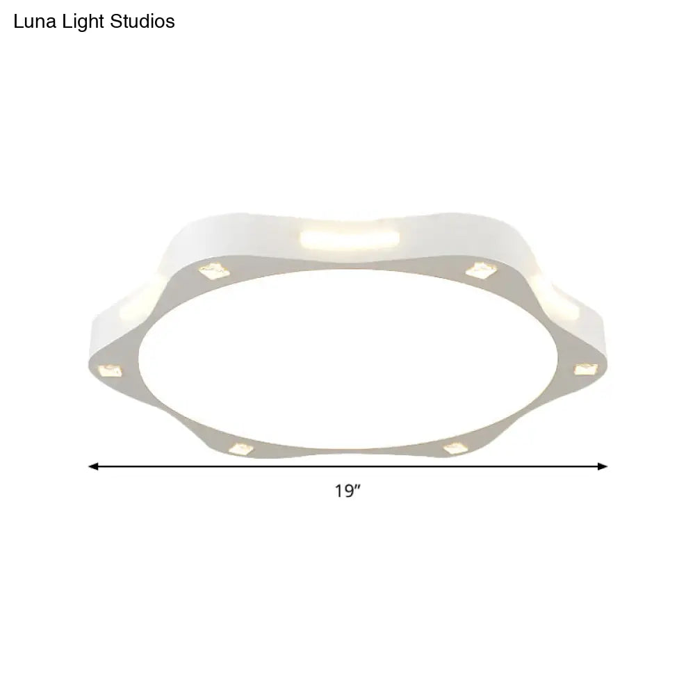Contemporary Sun - Inspired Led Ceiling Lamp For Child Bedroom In Bright White Acrylic