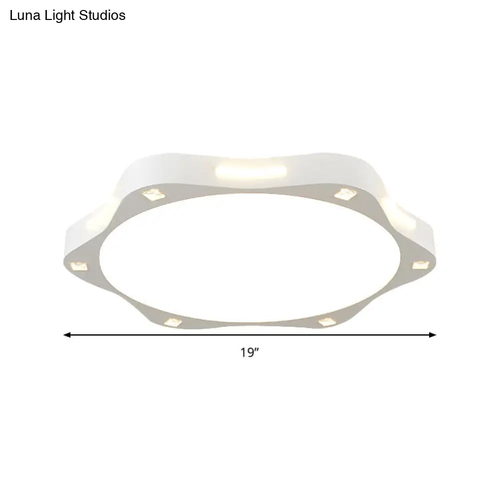 Contemporary Sun-Inspired Led Ceiling Lamp For Child Bedroom In Bright White Acrylic