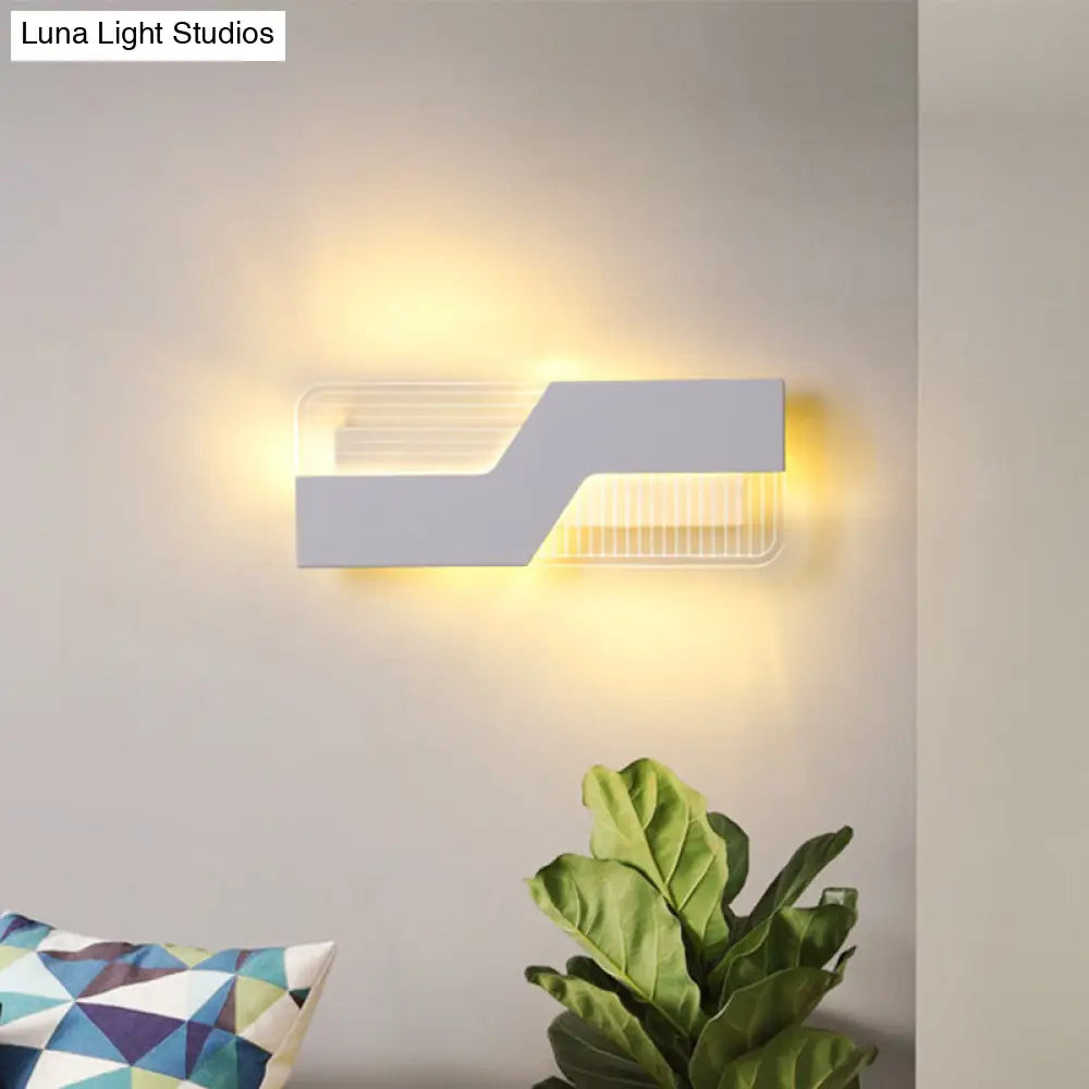 Curved Nordic Led Metal Sconce Lamp: Black/White Wall Mount For Bedside In Warm/White Light