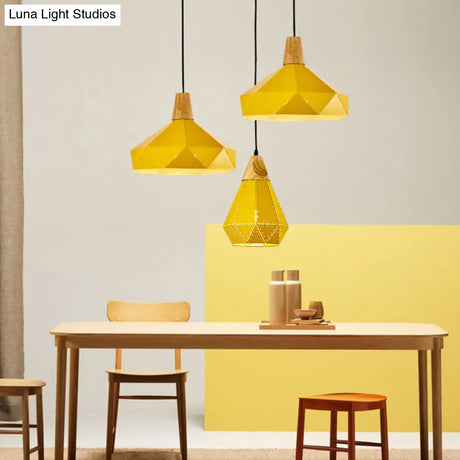 Diamond Drop Pendant Light For Modern Dining Rooms - Elegant 1-Light Ceiling Fixture