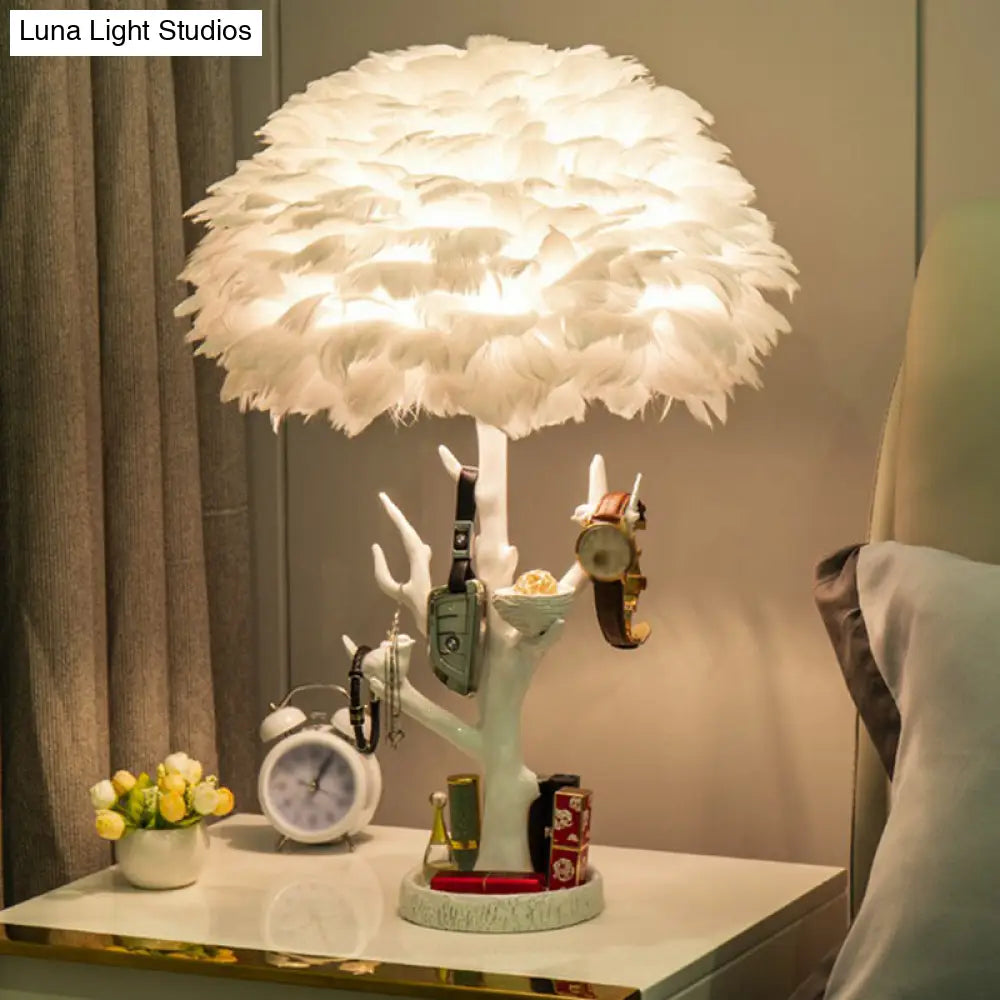 Feather Shade Resin Table Lamp: Artistic Tree Branch Design Ideal For Living Room Nightstands White