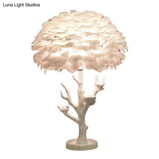 Feather Shade Resin Table Lamp: Artistic Tree Branch Design Ideal For Living Room Nightstands White