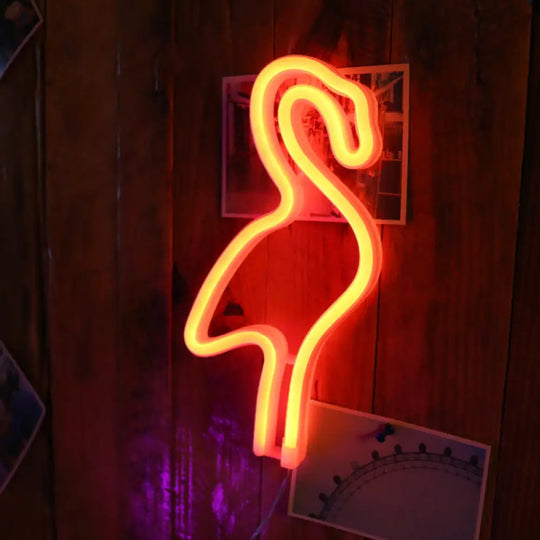 Flamingo Led Night Lamp With Usb Charging And Plastic Shade White / Red