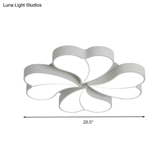 Flower-Shaped Acrylic Art Deco Ceiling Light In White For Bedroom