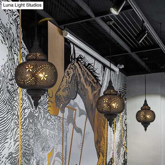 Gourd Hanging Light: Traditional Metal Pendant Fixture In Black 10/12 Wide