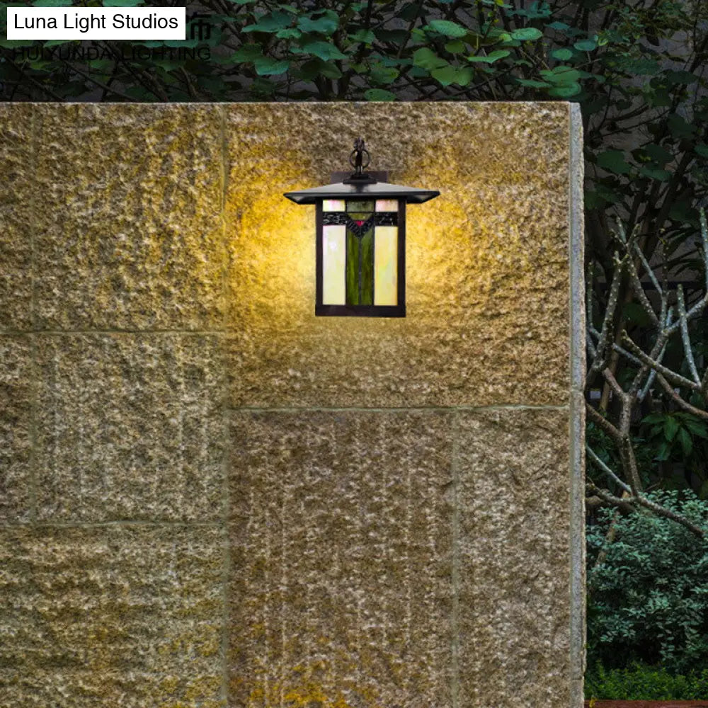 Green Tiffany Cut Glass Lantern Sconce: Wall-Mounted Outdoor Light Fixture (1 Light)