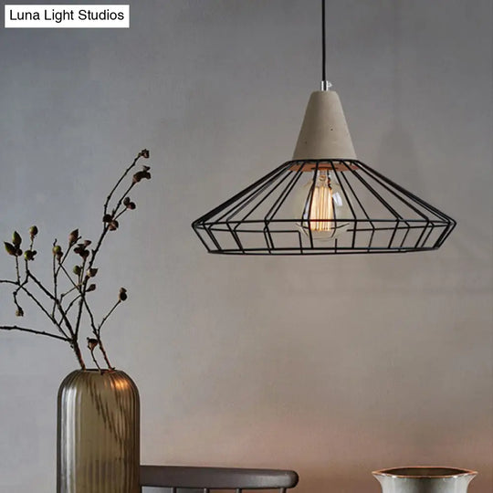 Industrial Pendant Light Fixture With 1-Light In Black Cone/Cylinder/Triangle Iron Design / Triangle