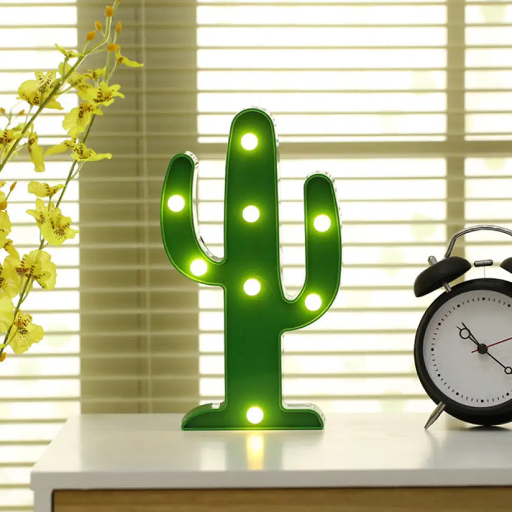 Led Modeling Night Light Girls Room Table Lamp With Hook - Novelty Decor Battery Powered Green /