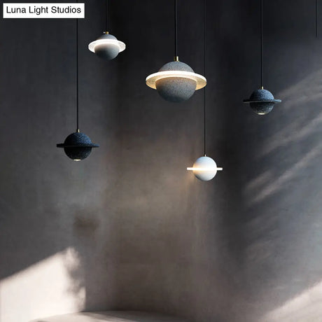 Led Planet Shaped Cement Hanging Lamp: Stylish Single-Bulb Pendant Light For Bedroom