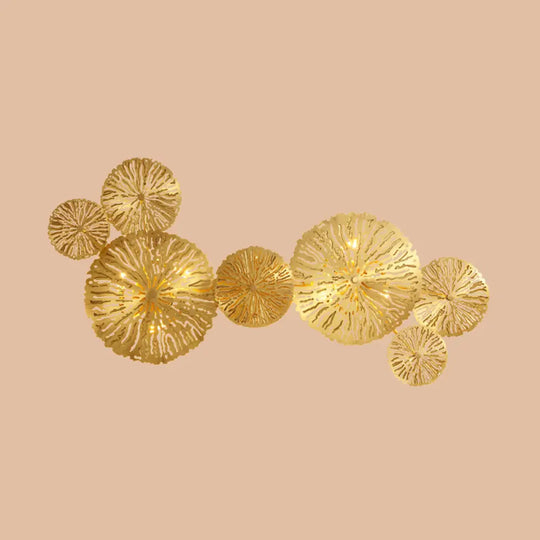 Lotus Leaf Etched Brass Wall Sconce - Metal Art Deco Stairs Lamp / 7