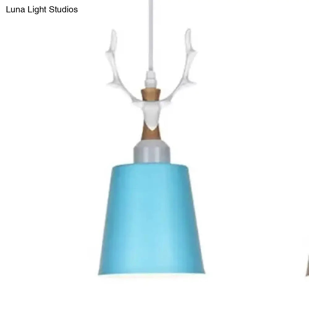 Macaron Style Hanging Light With Antlers - Metal Pendant For Balcony And Foyer