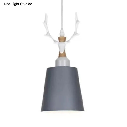 Macaron Style Hanging Light With Antlers - Metal Pendant For Balcony And Foyer