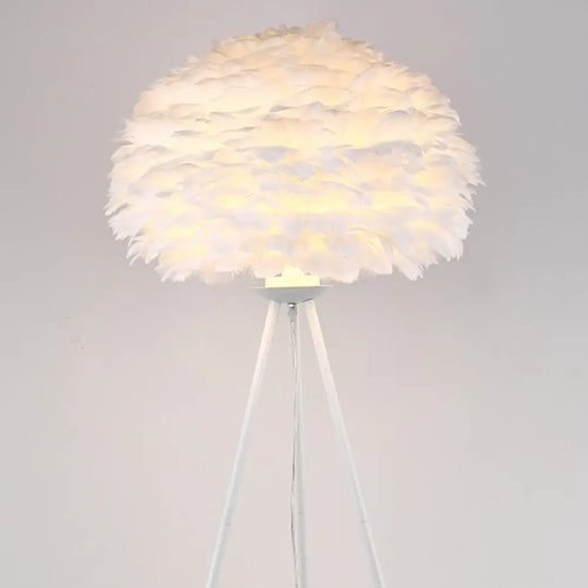 Minimalist Black-White Floor Lamp With Feather Dome Shade - 1-Light Living Room Stand Up Light White